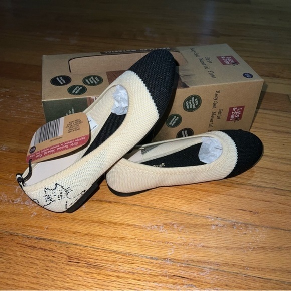 NWT Lily and Dan cat flats in size 11/12 - Picture 3 of 7